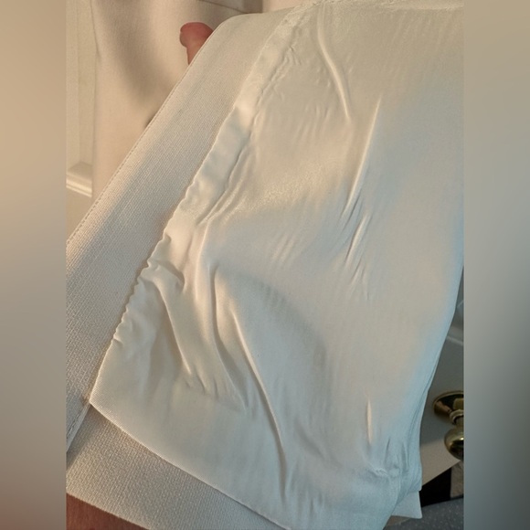 cinq à sept 12 Breena Slit Bridal Fitted Midi Wide Scoop Neck Sleeveless CLEAN - Picture 14 of 14